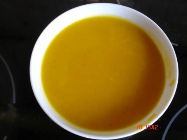 Rezept: Ingwer-Möhren-Suppe Bild Nr. 11 Ingwer-Möhren-Suppe - Rezept - Bild Nr. 11