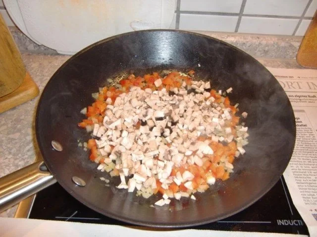 Rezept: Gefüllte Putenröllchen Bild Nr. 6 Gefüllte Putenröllchen - Rezept - Bild Nr. 6