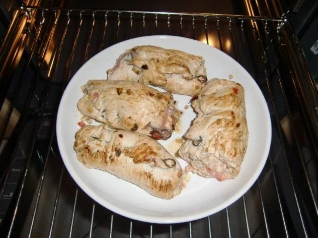 Rezept: Gefüllte Putenröllchen Bild Nr. 13 Gefüllte Putenröllchen - Rezept - Bild Nr. 13