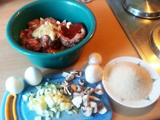 Rezept: Falscher Hase mit Brokkoli Bild Nr. 3 Falscher Hase mit Brokkoli - Rezept - Bild Nr. 3