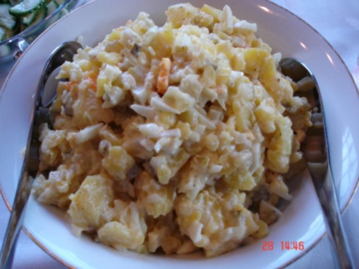 Kartoffelsalat mit Mayonnaise - Rezept