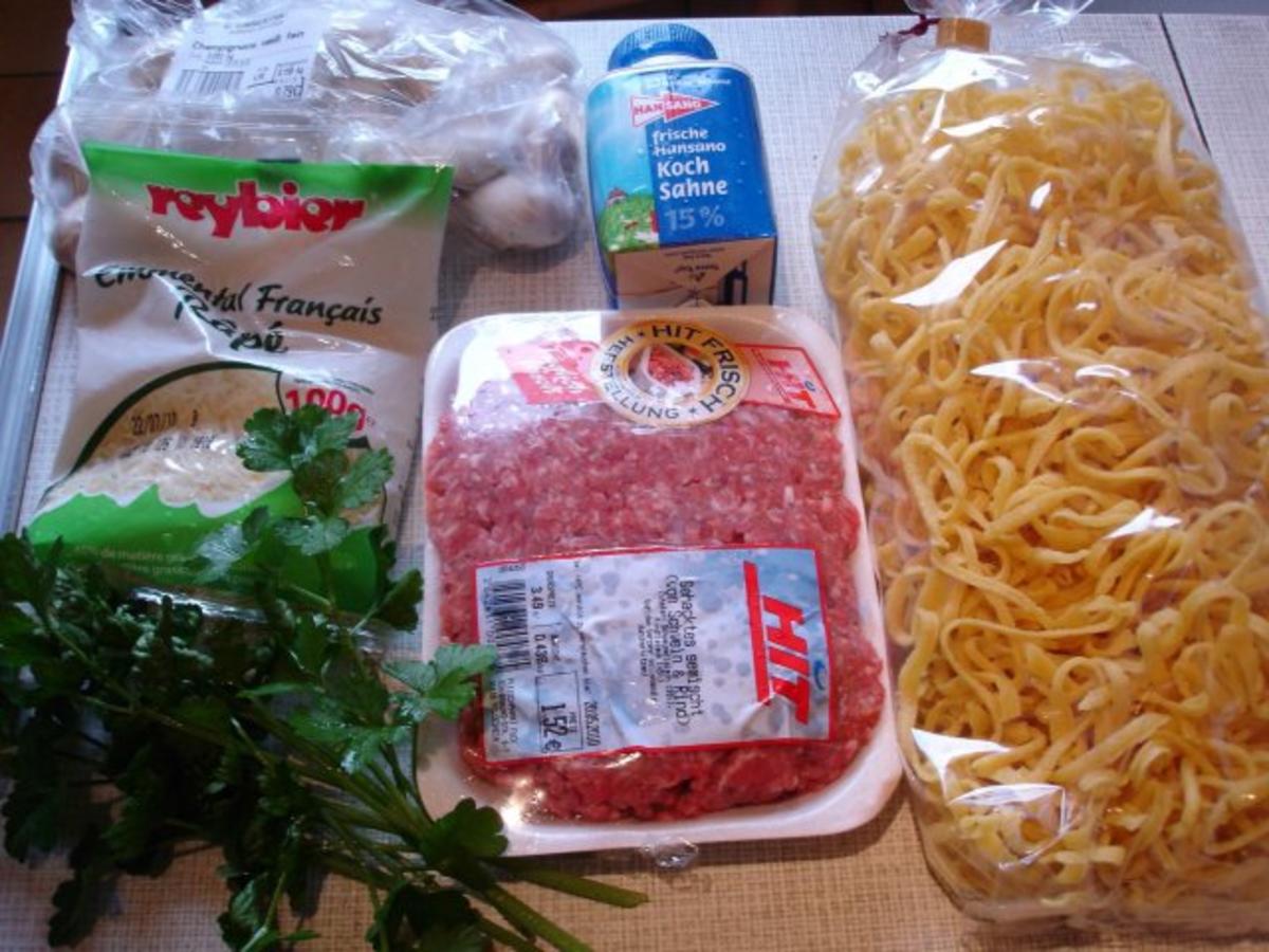 Käsespätzle mit Mettbällchen und Champignons - Rezept - Bild Nr. 2