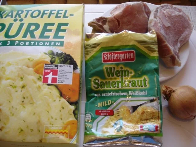 Rezept: Kassler Kotelett mit Sauerkraut und Kartoffelpüree Bild Nr. 2 Kassler Kotelett mit Sauerkraut und Kartoffelpüree - Rezept - Bild Nr. 2