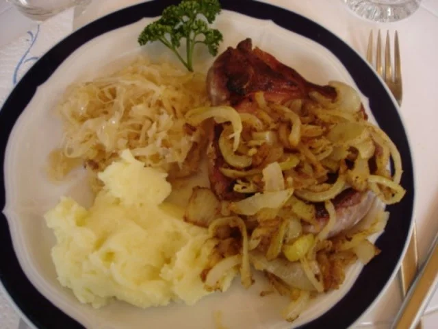 Rezept: Kassler Kotelett mit Sauerkraut und Kartoffelpüree Bild Nr. 10 Kassler Kotelett mit Sauerkraut und Kartoffelpüree - Rezept - Bild Nr. 10