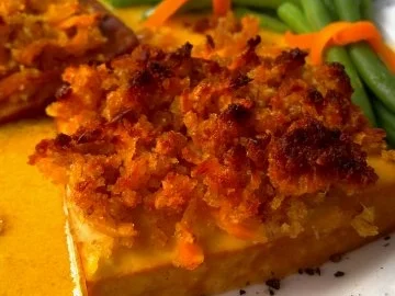 Räuchertofu mit Schalottenkruste in Senf-Orangen-Sauce - Rezept - Bild Nr. 3