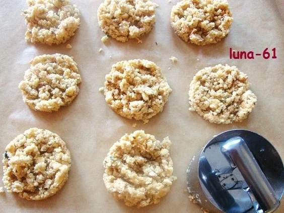 FETTINE DI GRISSINI AI GAMBERONI - Garnelenmousse-Schnitten - Rezept - Bild Nr. 8