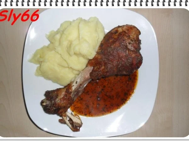 Rezept: Geflügel:Putenunterkeulen und Hänchenschenkel Geflügel:Putenunterkeulen und Hänchenschenkel - Rezept