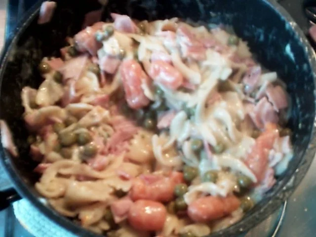 Bunter Schmelzkäsenudeltopf - Rezept - Bild Nr. 11