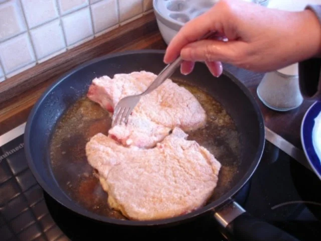 Rezept: Kotelett mit Möhrengemüse und Kartoffeln Bild Nr. 11 Kotelett mit Möhrengemüse und Kartoffeln - Rezept - Bild Nr. 11