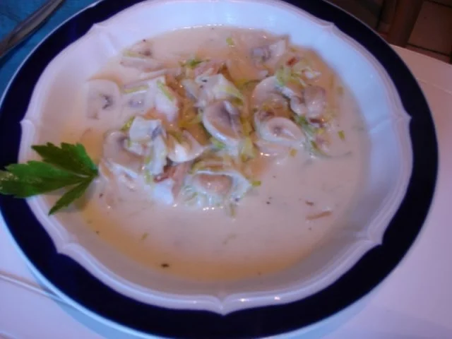 Rezept: Lauch-Geflügel-Suppe Lauch-Geflügel-Suppe - Rezept