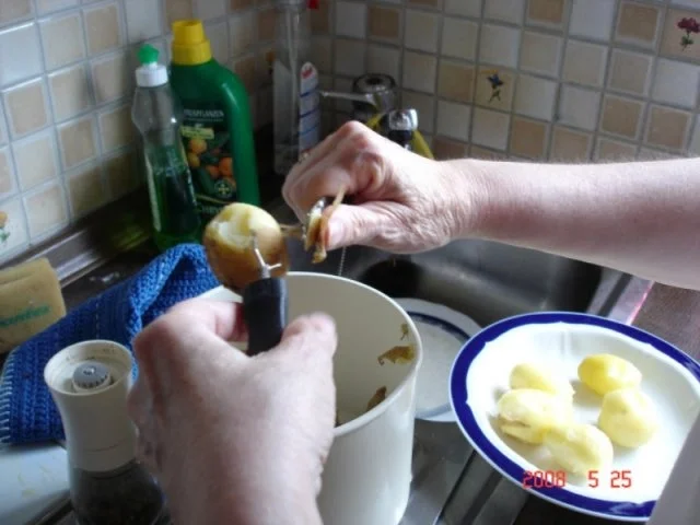 Koteletts mit Kartoffelsalat - Rezept - Bild Nr. 4