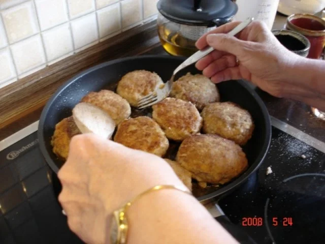 Rezept: Mama´s Buletten Bild Nr. 9 Mama´s Buletten - Rezept - Bild Nr. 9