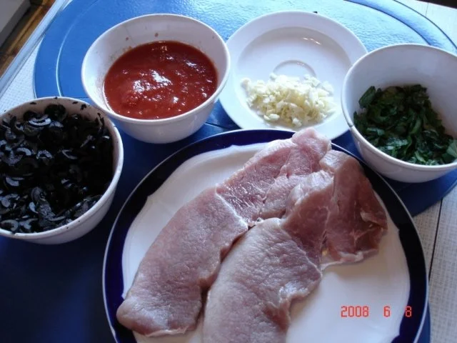 Rezept: Mediterranes Schnitzel mit Olivensauce Bild Nr. 3 Mediterranes Schnitzel mit Olivensauce - Rezept - Bild Nr. 3