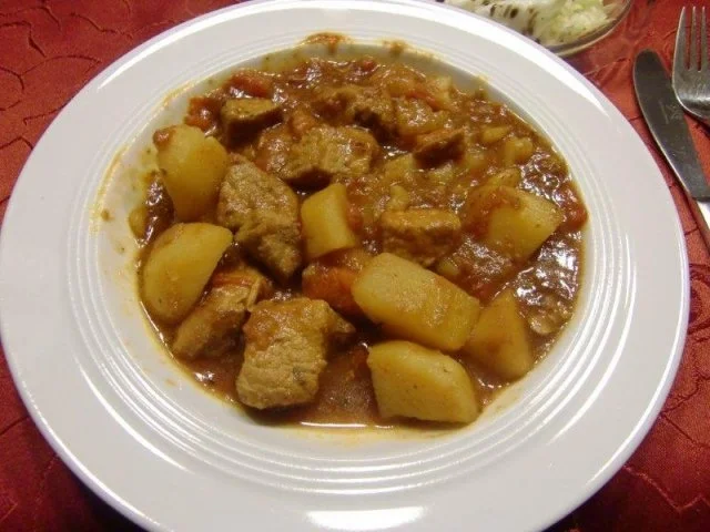 Rezept: Scharfer Gulascheintopf à la Heiko Scharfer Gulascheintopf à la Heiko - Rezept