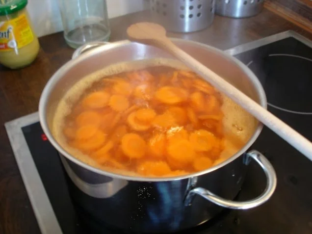 Rezept: Möhrenblütensalat Bild Nr. 4 Möhrenblütensalat - Rezept - Bild Nr. 4