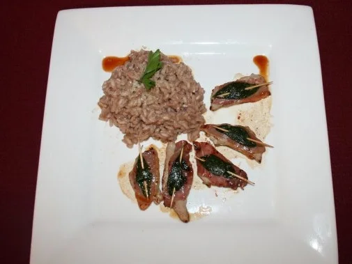 Rezept: Saltimbocca a la Romana mit Barolo Risotto Saltimbocca a la Romana mit Barolo Risotto - Rezept