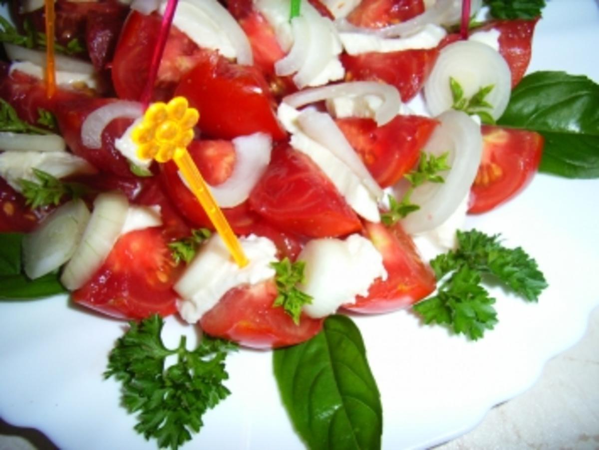 Tomaten-Mozzarella-Salat - Rezept