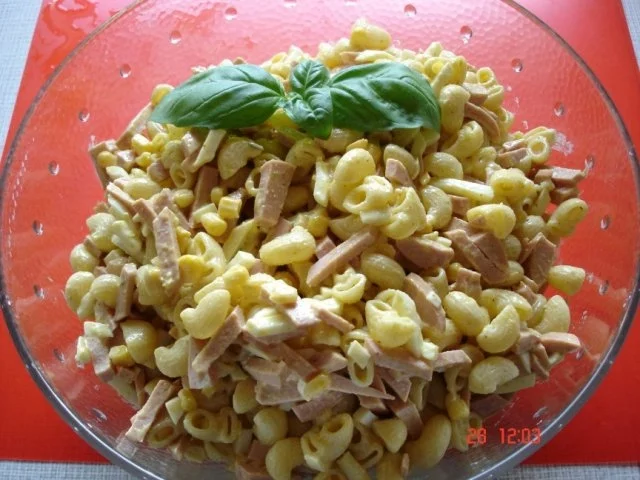 Rezept: Nudel-Eiersalat Nudel-Eiersalat - Rezept