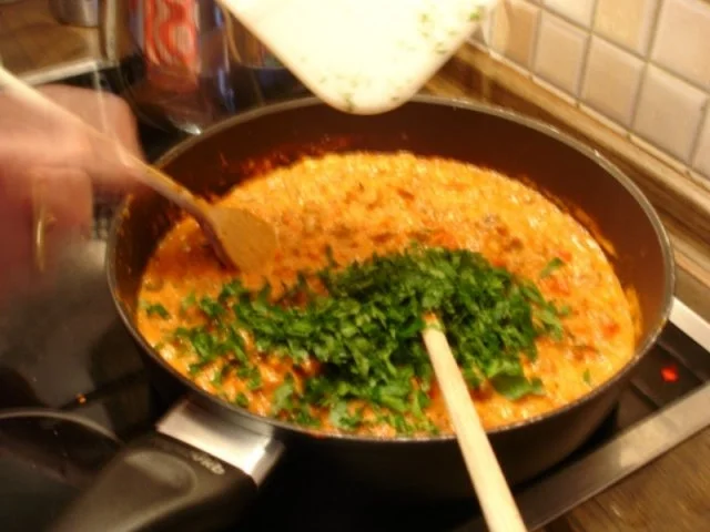 Rezept: Nudeln mit Hackfleischsoße Bild Nr. 9 Nudeln mit Hackfleischsoße - Rezept - Bild Nr. 9