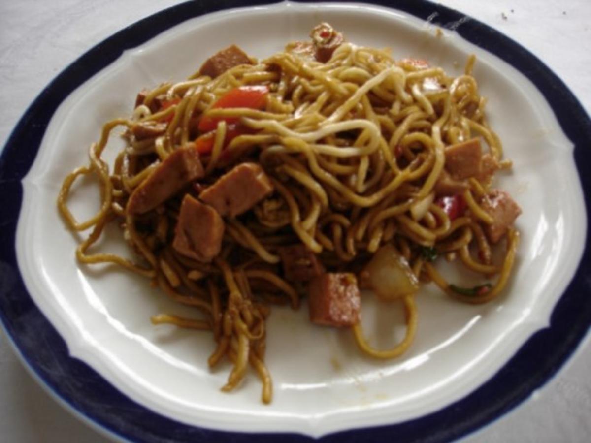 Nudel-Wok nach Papa - Rezept mit Bild - kochbar.de