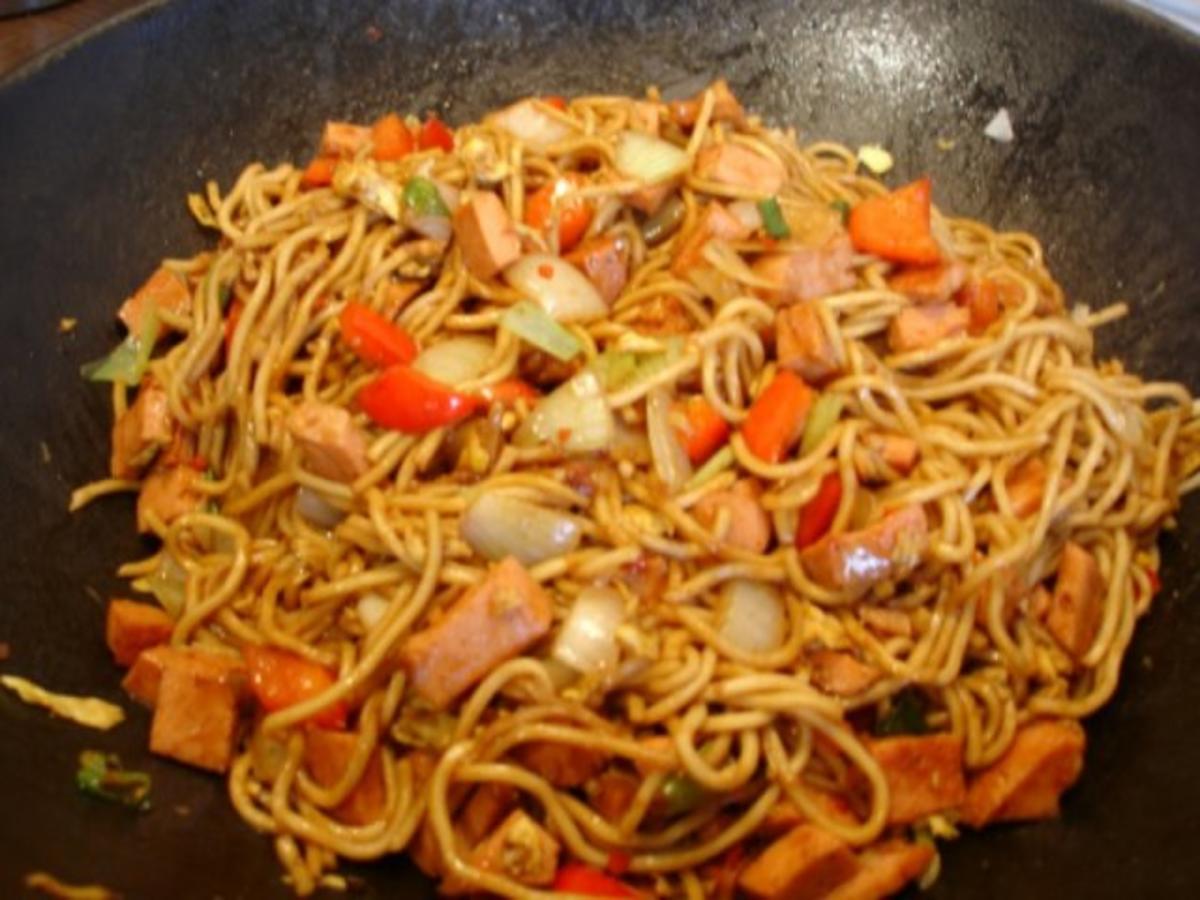 Nudel-Wok nach Papa - Rezept - Bild Nr. 9