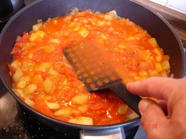 Tomaten-Gurkengemüse mit Bratwurst und Kartoffeln - Rezept - Bild Nr. 10