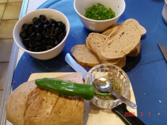 Rezept: Tomaten-Oliven-Crostini Bild Nr. 3 Tomaten-Oliven-Crostini - Rezept - Bild Nr. 3