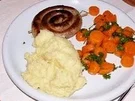 kartoffelpüree mit möhren und bratwurst - Rezept