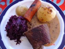 Rouladen mit Rotkohl und Knödel - Rezept