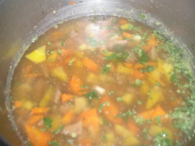 Rezept: Ochsenschleppsuppe Bild Nr. 3 Ochsenschleppsuppe - Rezept - Bild Nr. 3