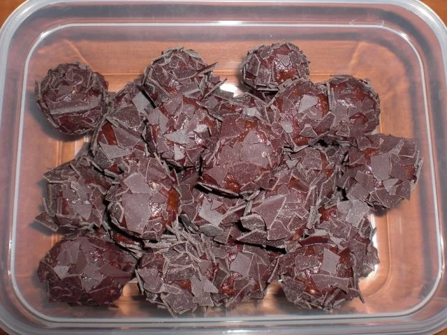 Rezept: Weihnachtspralinen Bild Nr. 15 Weihnachtspralinen - Rezept - Bild Nr. 15