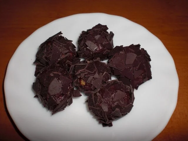 Rezept: Weihnachtspralinen Bild Nr. 18 Weihnachtspralinen - Rezept - Bild Nr. 18