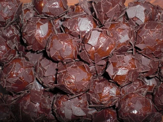 Rezept: Weihnachtspralinen Bild Nr. 17 Weihnachtspralinen - Rezept - Bild Nr. 17