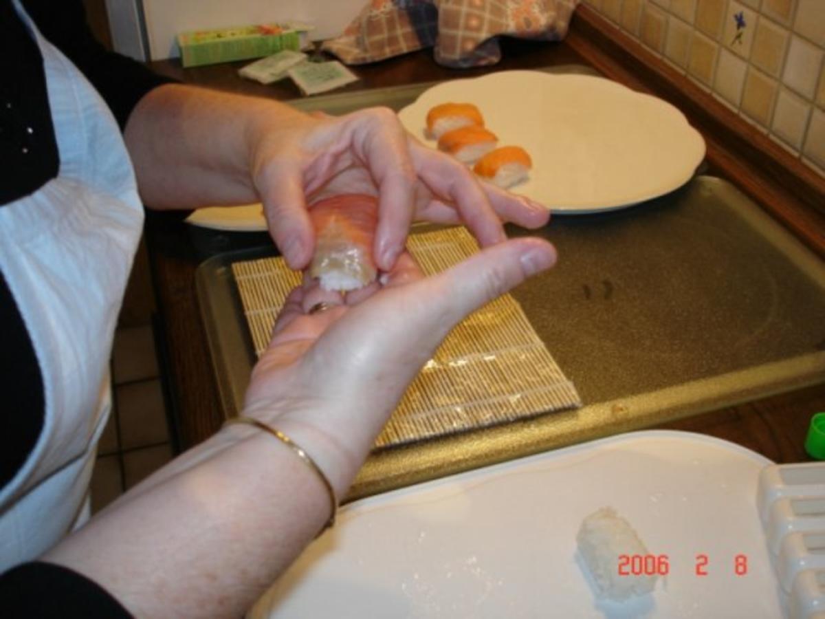 Nigiri-Sushi und Maki-Sushi - Rezept - Bild Nr. 7