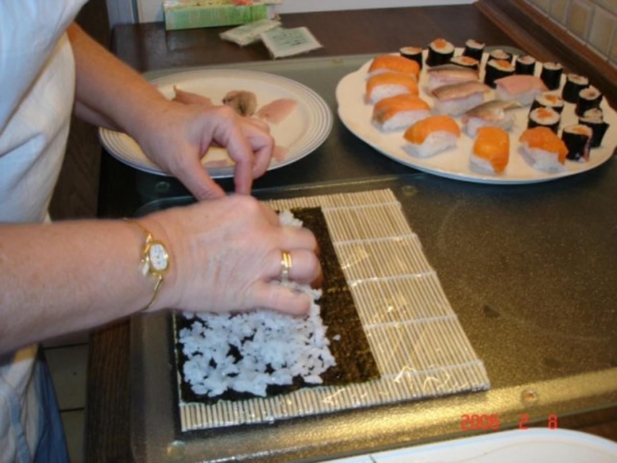 Nigiri-Sushi und Maki-Sushi - Rezept - Bild Nr. 11