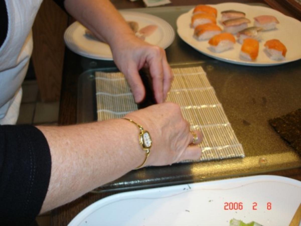 Nigiri-Sushi und Maki-Sushi - Rezept - Bild Nr. 13