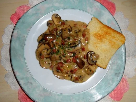 Rezept: Champignons sauer; dazu Toast Bild Nr. 4 Champignons sauer; dazu Toast - Rezept - Bild Nr. 4