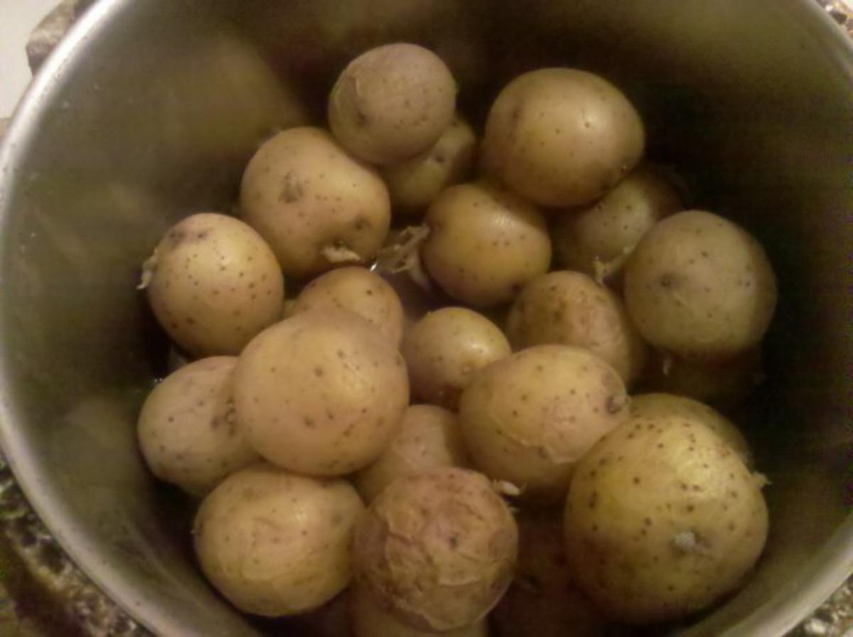 Kartoffeln: Pellkartoffeln mit Lauch-Kräuterquark - Rezept - Bild Nr. 5