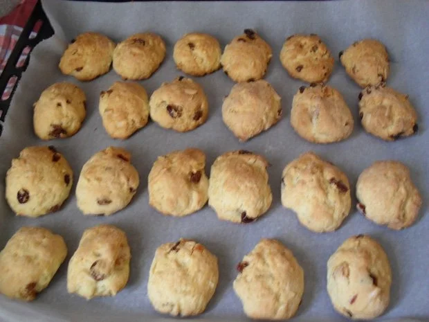 Rezept: Mini-Früchte-Quark-Laibchen für meine Kochfreundin Miss Ellie - zum Naschen Bild Nr. 8 Mini-Früchte-Quark-Laibchen für meine Kochfreundin Miss Ellie - zum Naschen - Rezept - Bild Nr. 8