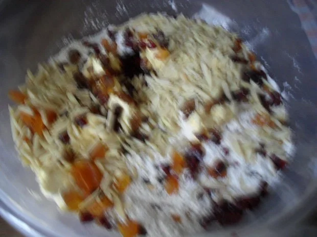 Rezept: Mini-Früchte-Quark-Laibchen für meine Kochfreundin Miss Ellie - zum Naschen Bild Nr. 4 Mini-Früchte-Quark-Laibchen für meine Kochfreundin Miss Ellie - zum Naschen - Rezept - Bild Nr. 4