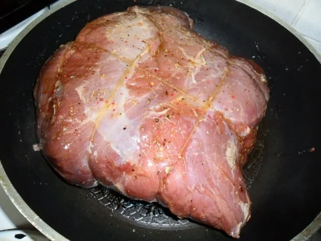 Rezept: Wildschweinkeule gegart bei Niedrigtemperatur Bild Nr. 5 Wildschweinkeule gegart bei Niedrigtemperatur - Rezept - Bild Nr. 5