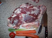 Hammelkeule im Gemüsebett - Rezept