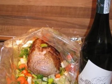 Schweinerollbraten / Schweinebraten mit leckerer Gemüsesoße aus dem Bratschlauch - Rezept - Bild Nr. 7