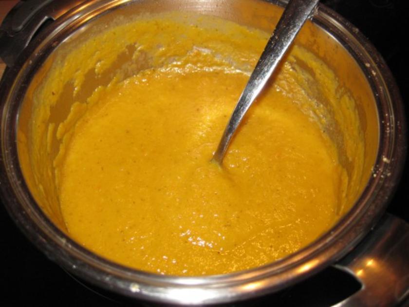 Schweinerollbraten / Schweinebraten mit leckerer Gemüsesoße aus dem ...
