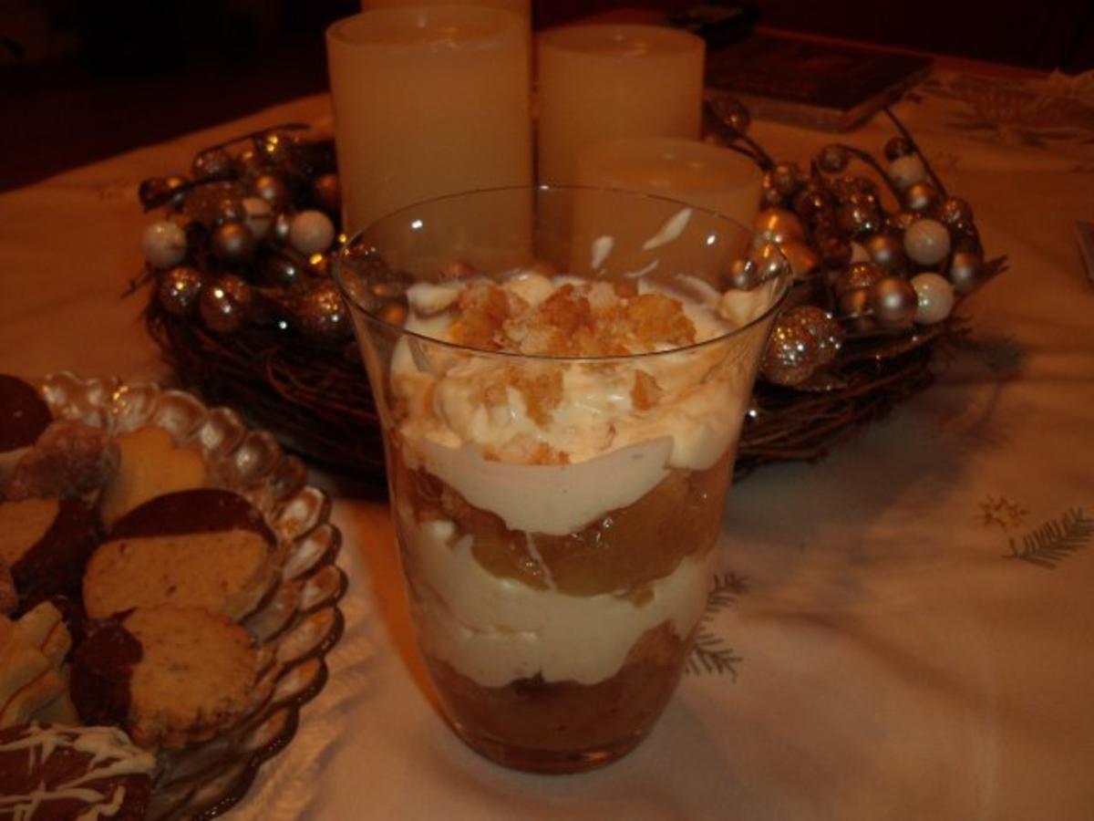 Dessert: Apfelkompott-Vanille-Becher - Rezept