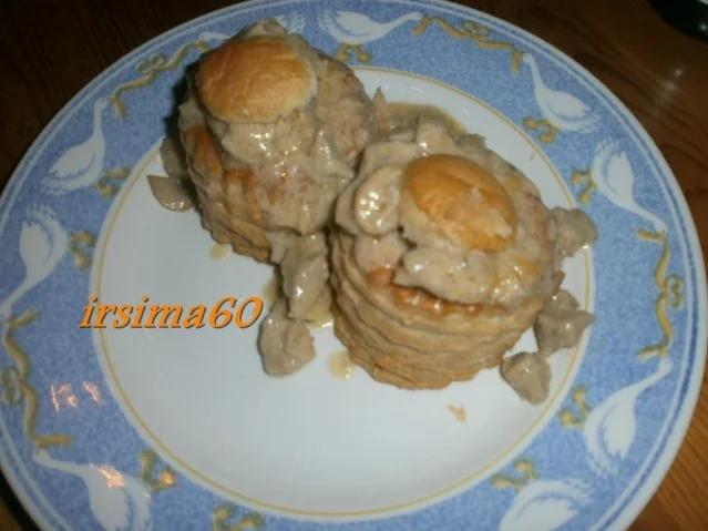 Ragout fin in Blätterteig Pasteten - Rezept