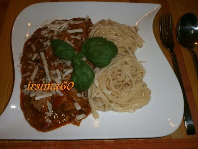 Rezept: Spaghetti mit Notfall Soße Spaghetti mit Notfall Soße - Rezept