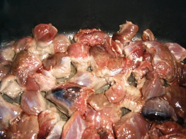 Rezept: Hirschgulasch Bild Nr. 4 Hirschgulasch - Rezept - Bild Nr. 4