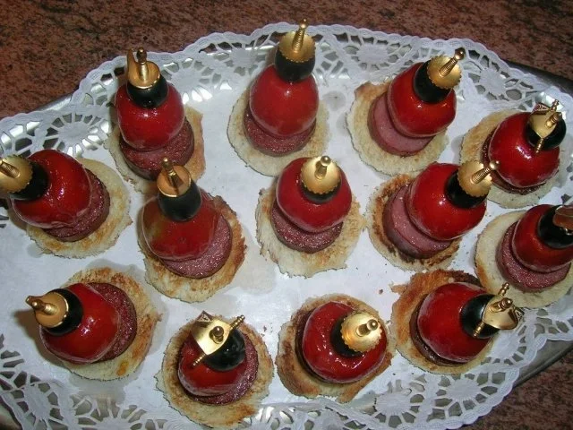 Rezept: Chorizo-Oliven-Tomaten-Spieße - als Beilage zum Aperitif oder einfach nur so Bild Nr. 2 Chorizo-Oliven-Tomaten-Spieße - als Beilage zum Aperitif oder einfach nur so - Rezept - Bild Nr. 2