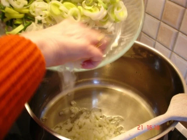 Rezept: Kartoffelsuppe cremig und lecker Bild Nr. 6 Kartoffelsuppe cremig und lecker - Rezept - Bild Nr. 6